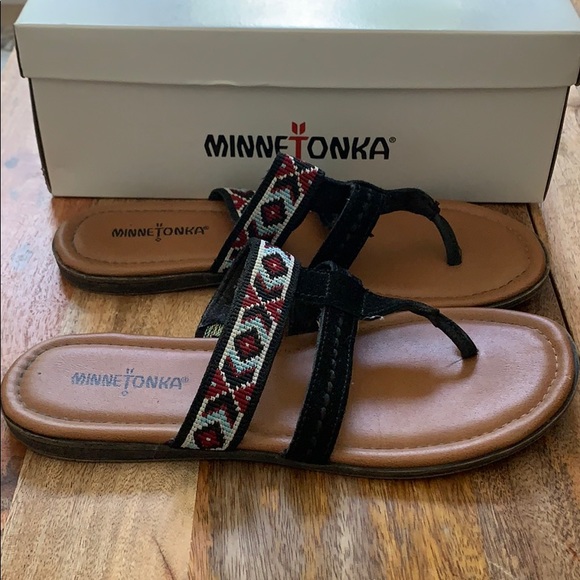 Minnetonka Black Embroidered Barbados Sandal Sz 9 - Picture 3 of 4